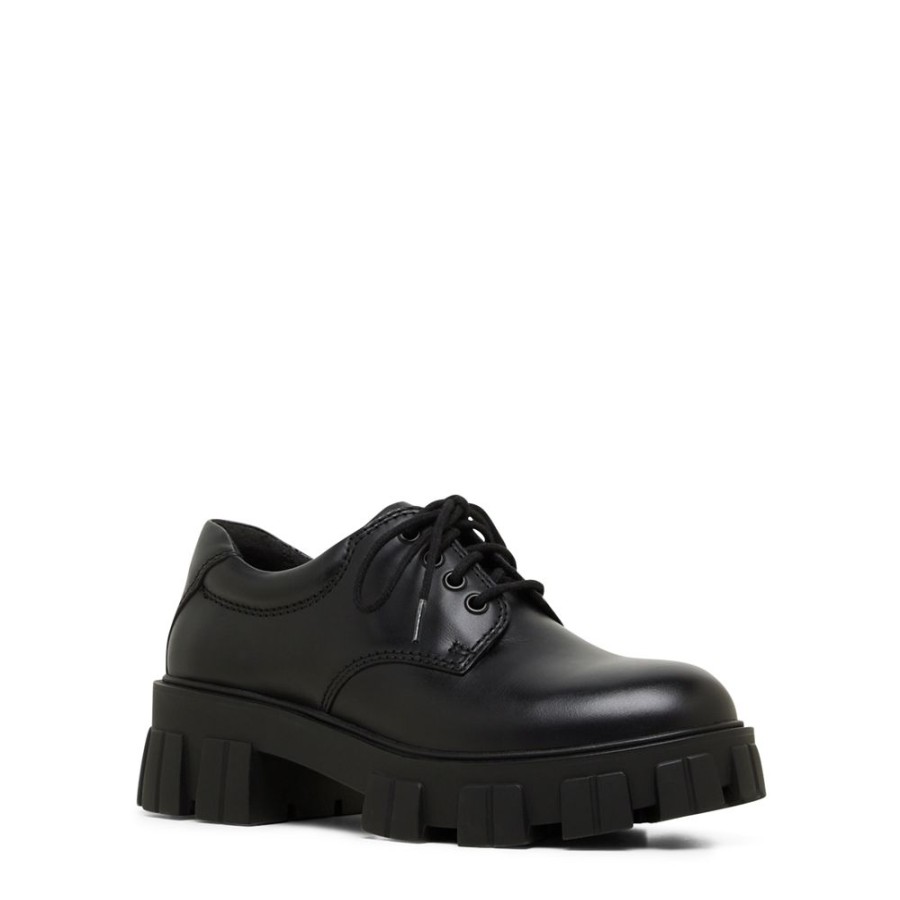 School Clarks | Flaunt Black