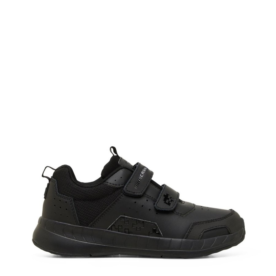 School Clarks | Hendy Blackout