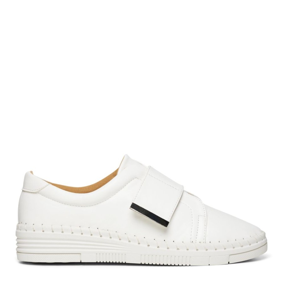 Womens Bare Traps | Velcro White